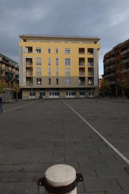 Apartamento La Casa Di Loris Sarzana Exterior foto