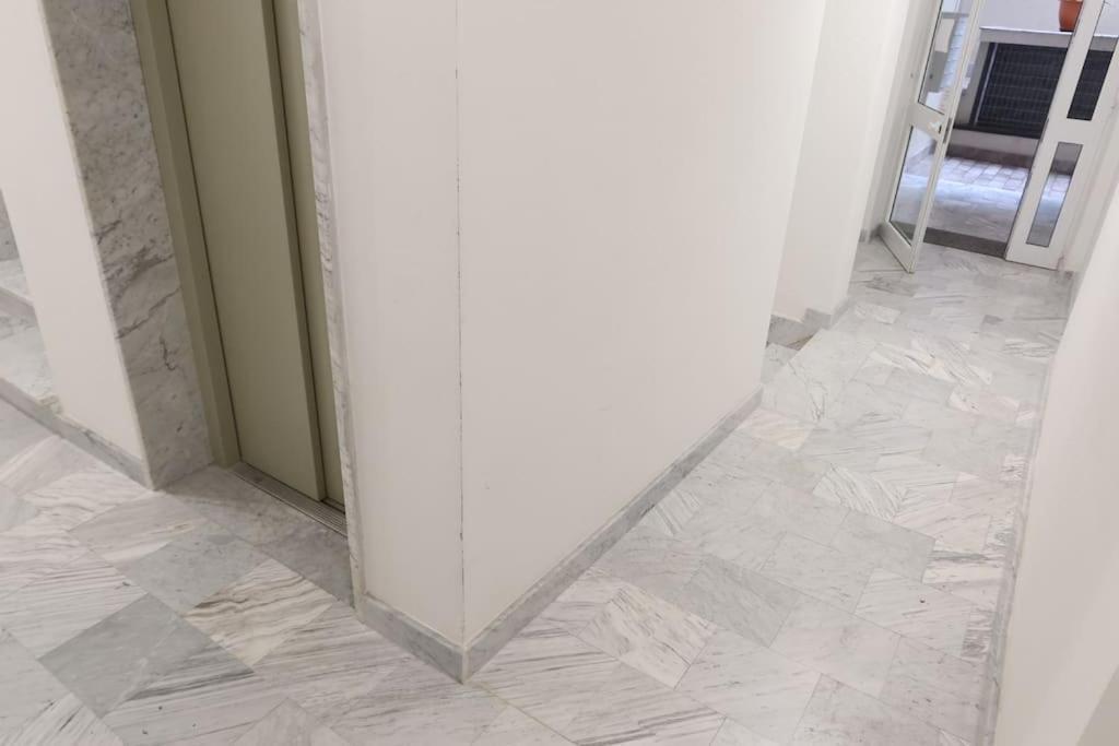 Apartamento La Casa Di Loris Sarzana Exterior foto