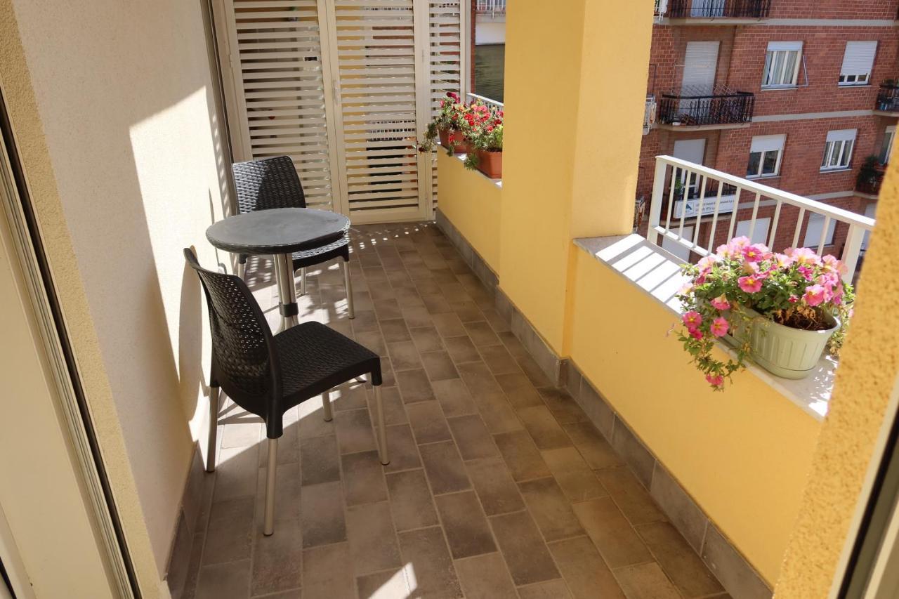 Apartamento La Casa Di Loris Sarzana Exterior foto